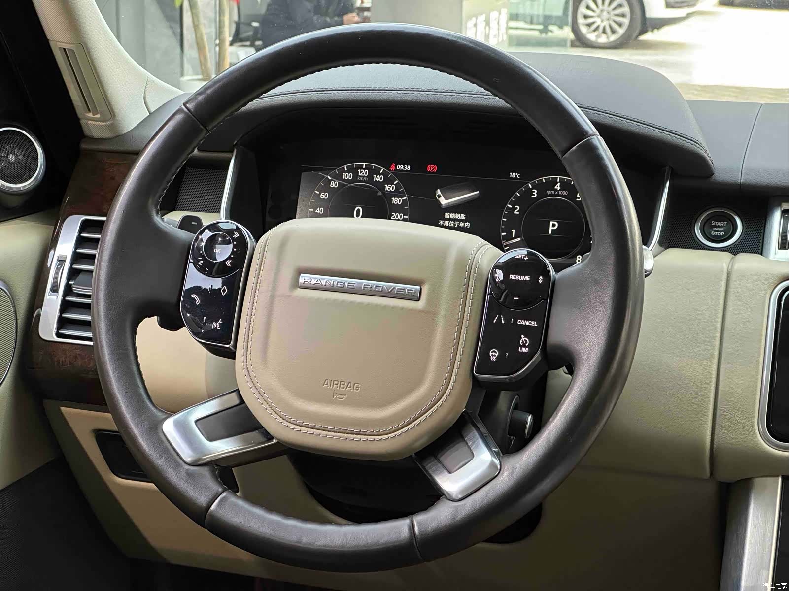 Land Rover Range Rover, 2020 все фото