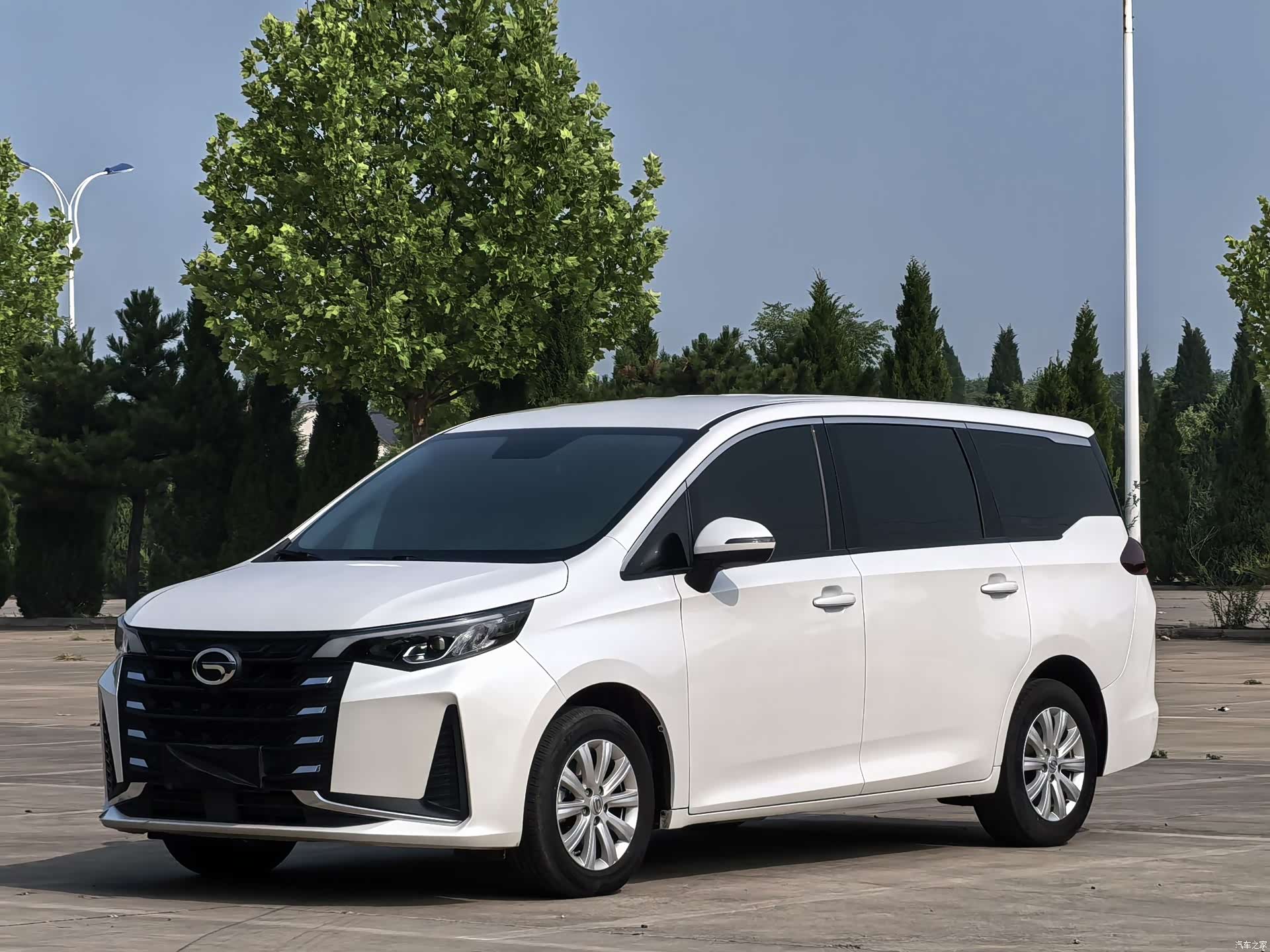 Trumpchi M6, 2023 1