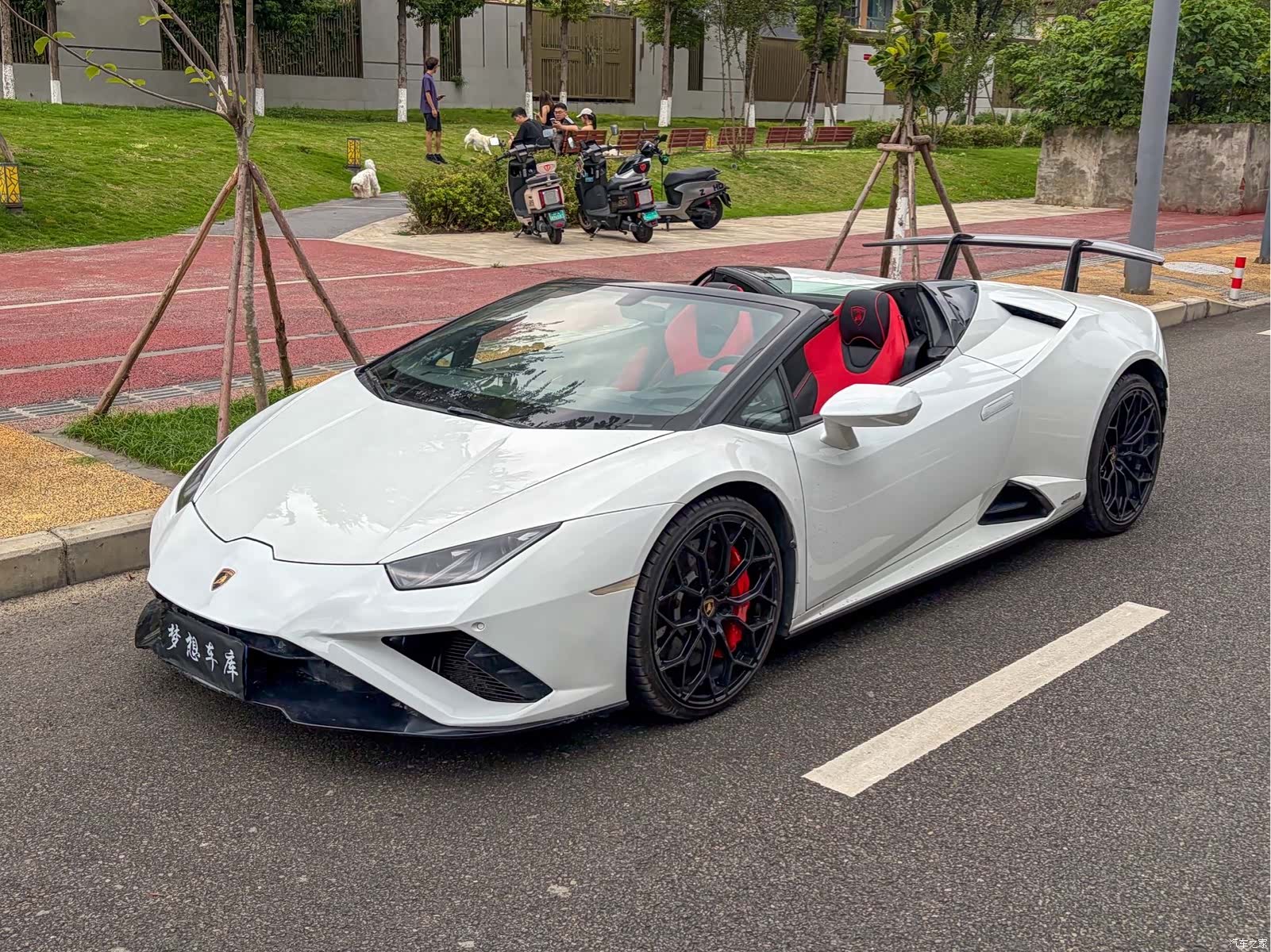 Lamborghini Huracán, 2021 2