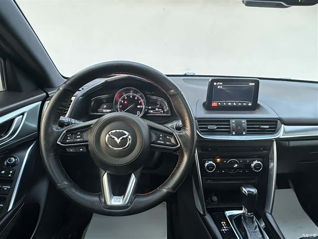 Mazda CX-4, 2018 3