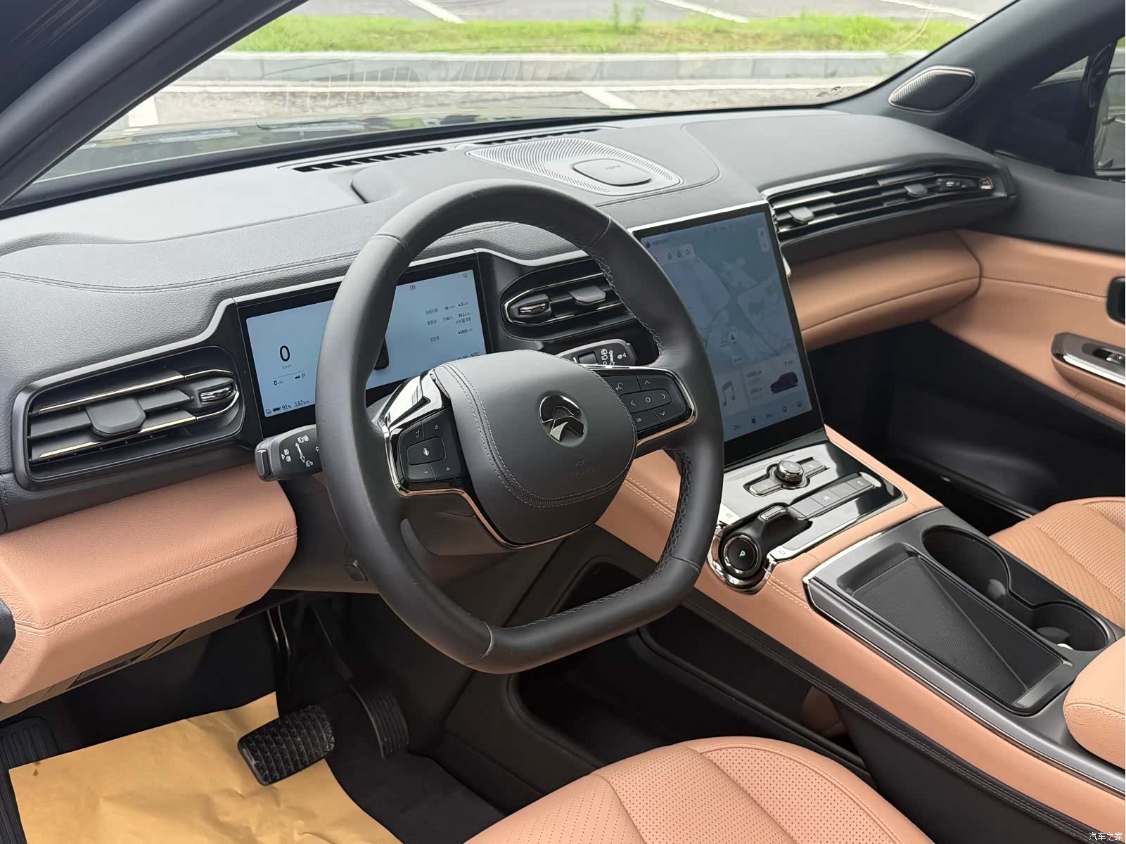 NIO ES8, 2021 16