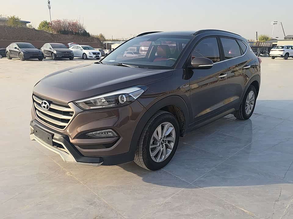 Hyundai Tucson