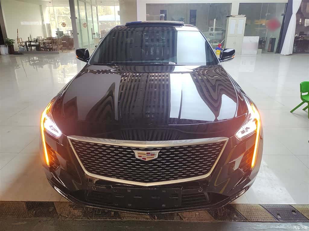 Cadillac CT6, 2023 3