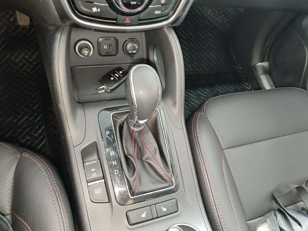 Changan CS75, 2015 14