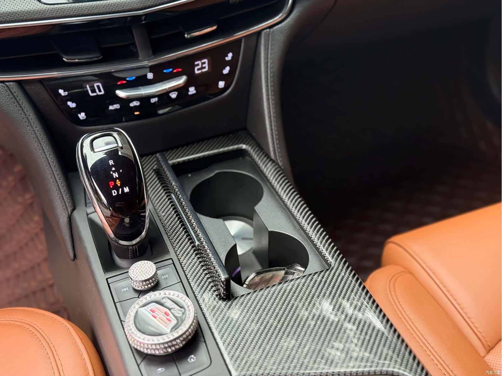Cadillac CT6, 2022 13