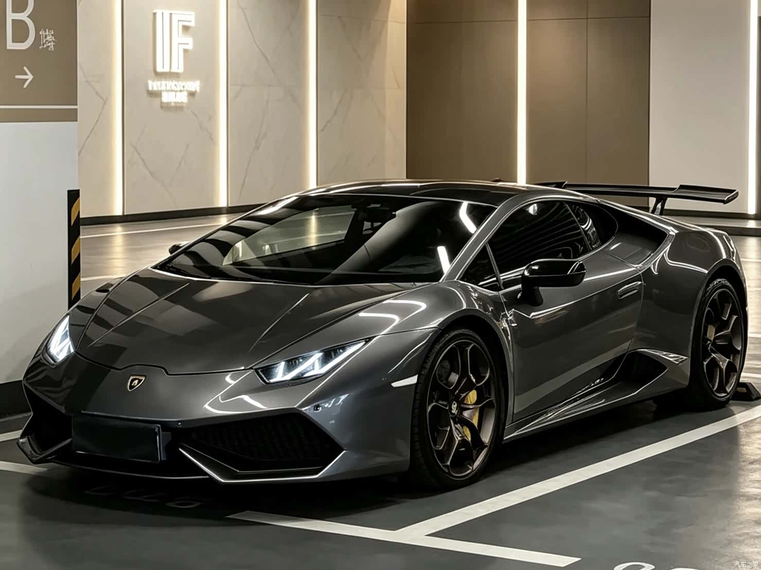 Lamborghini Huracán, 2015 1