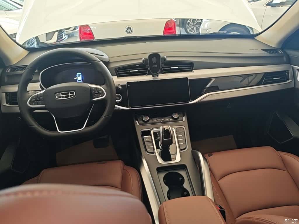 Geely Boyue, 2022 10