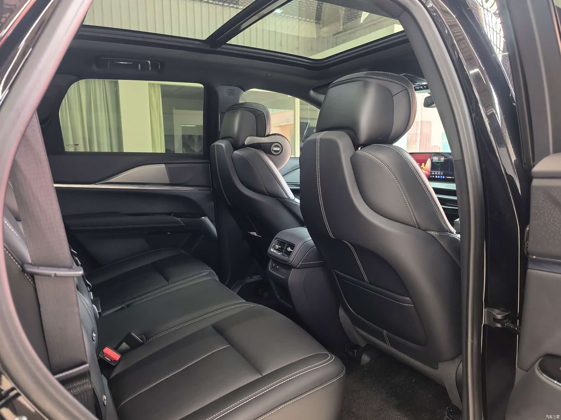 Cadillac XT5, 2026 15