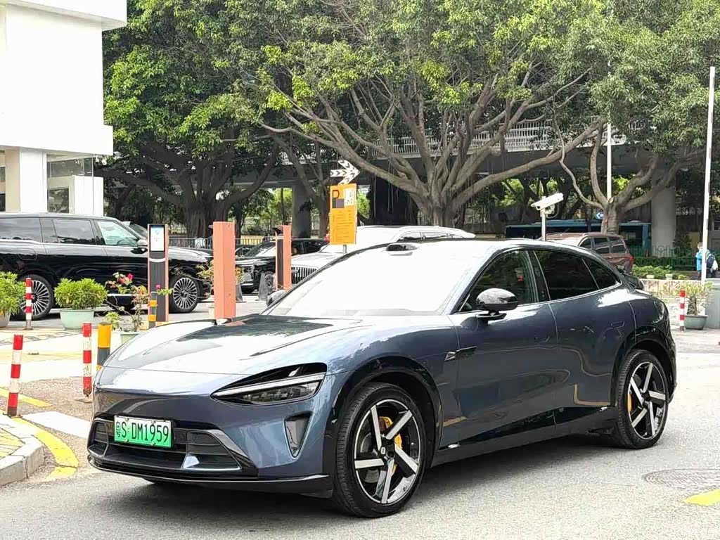 Xiaomi YU7, 2025 1