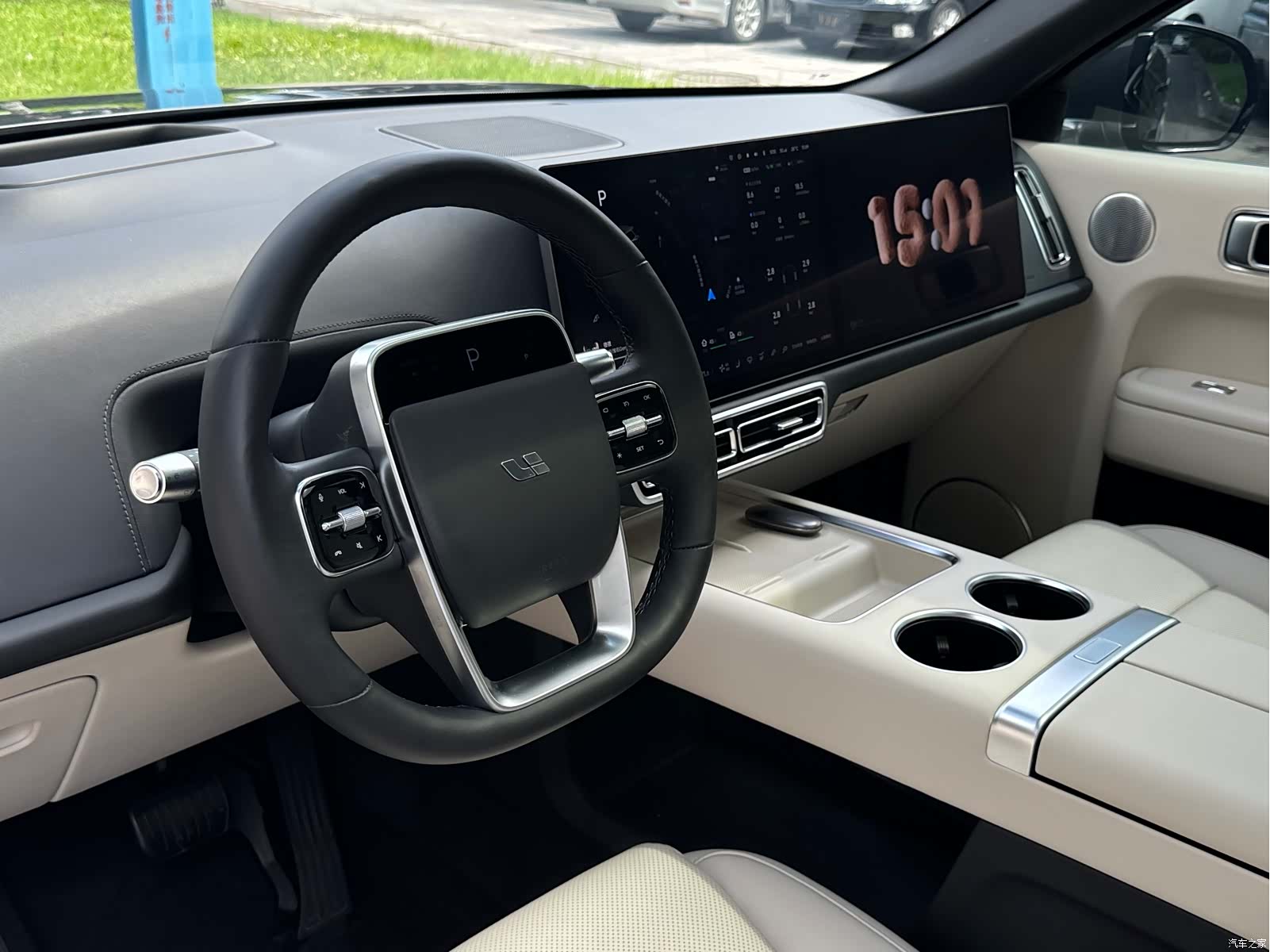 Li Auto L8, 2023 все фото