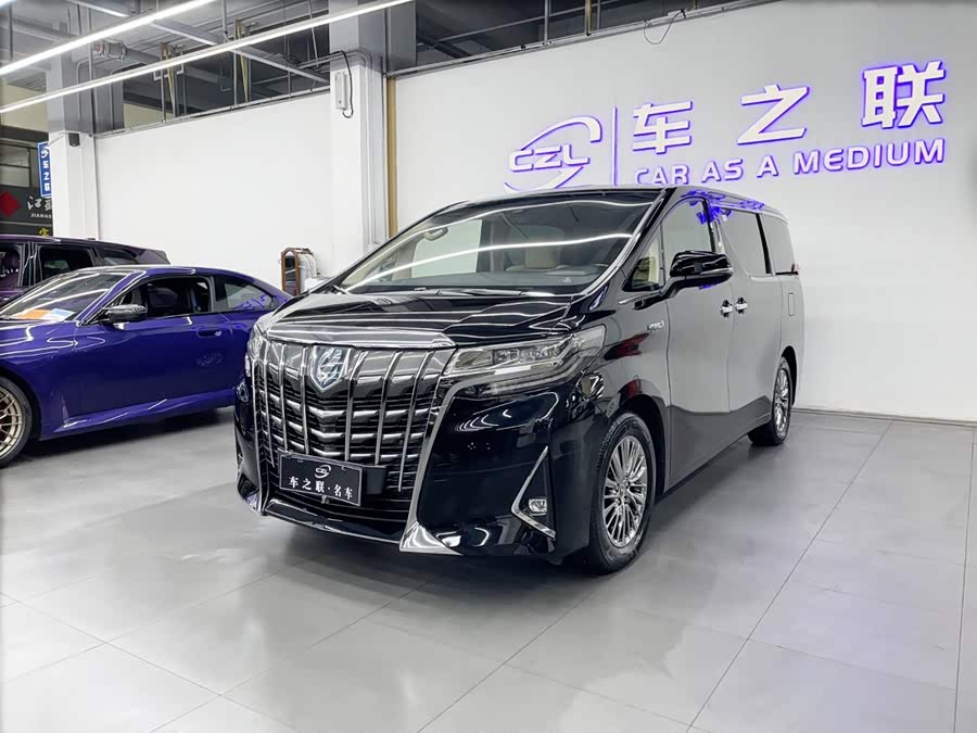 Toyota Alphard 2020, фото 3