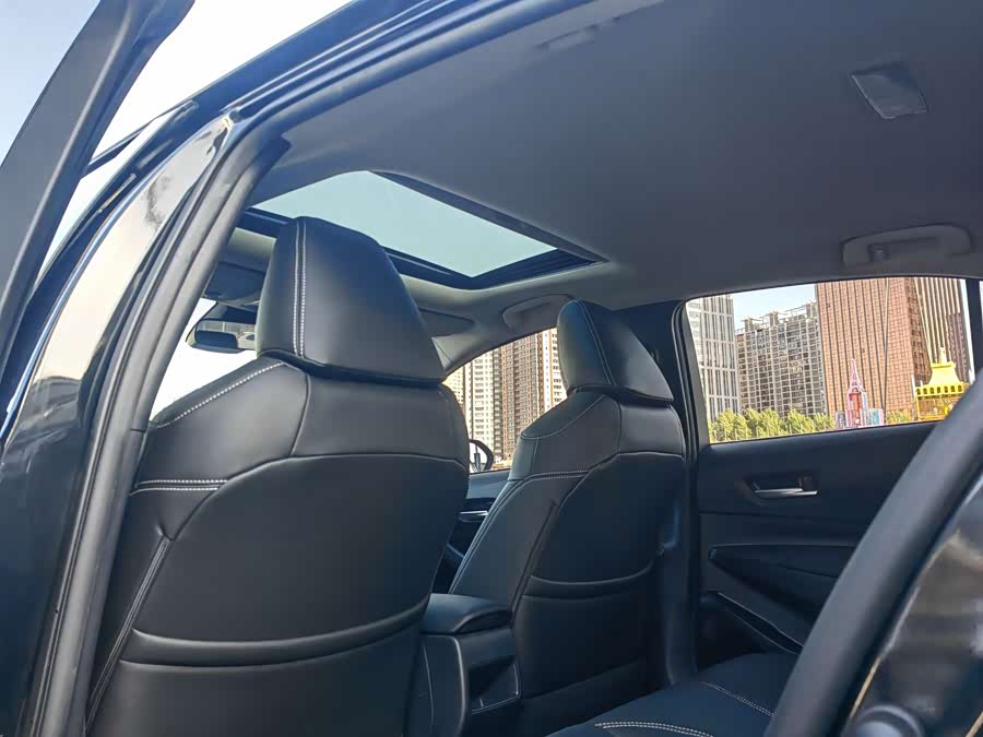 Toyota Corolla 2022, фото 24