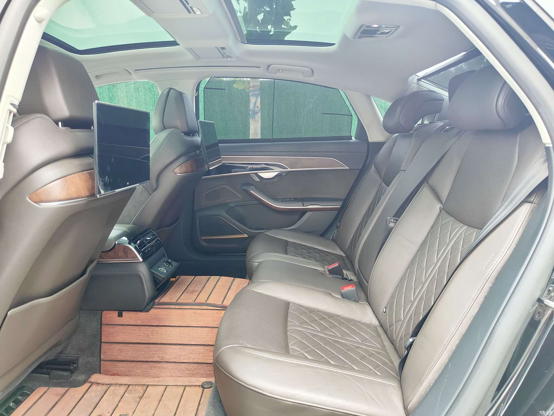Audi A8L, 2021 6