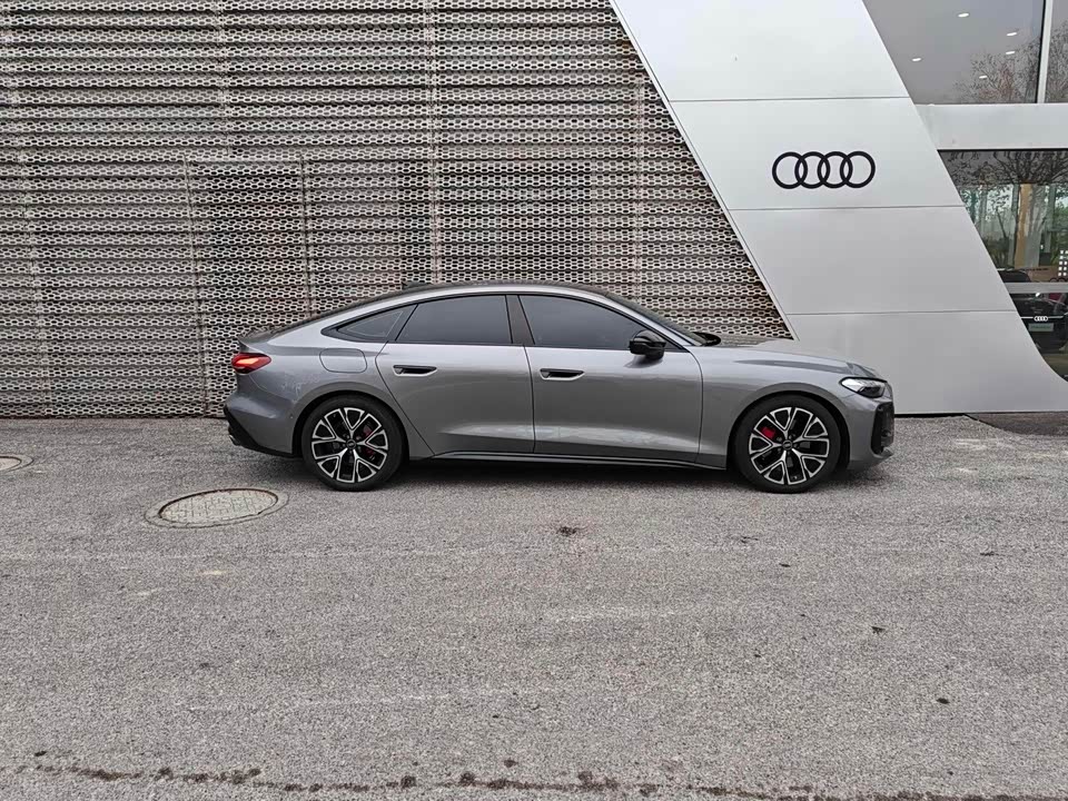 Audi A5L Sportback