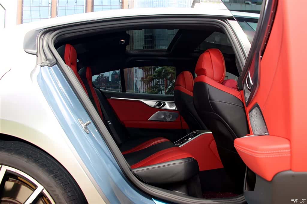 BMW 8 Series, 2022 15
