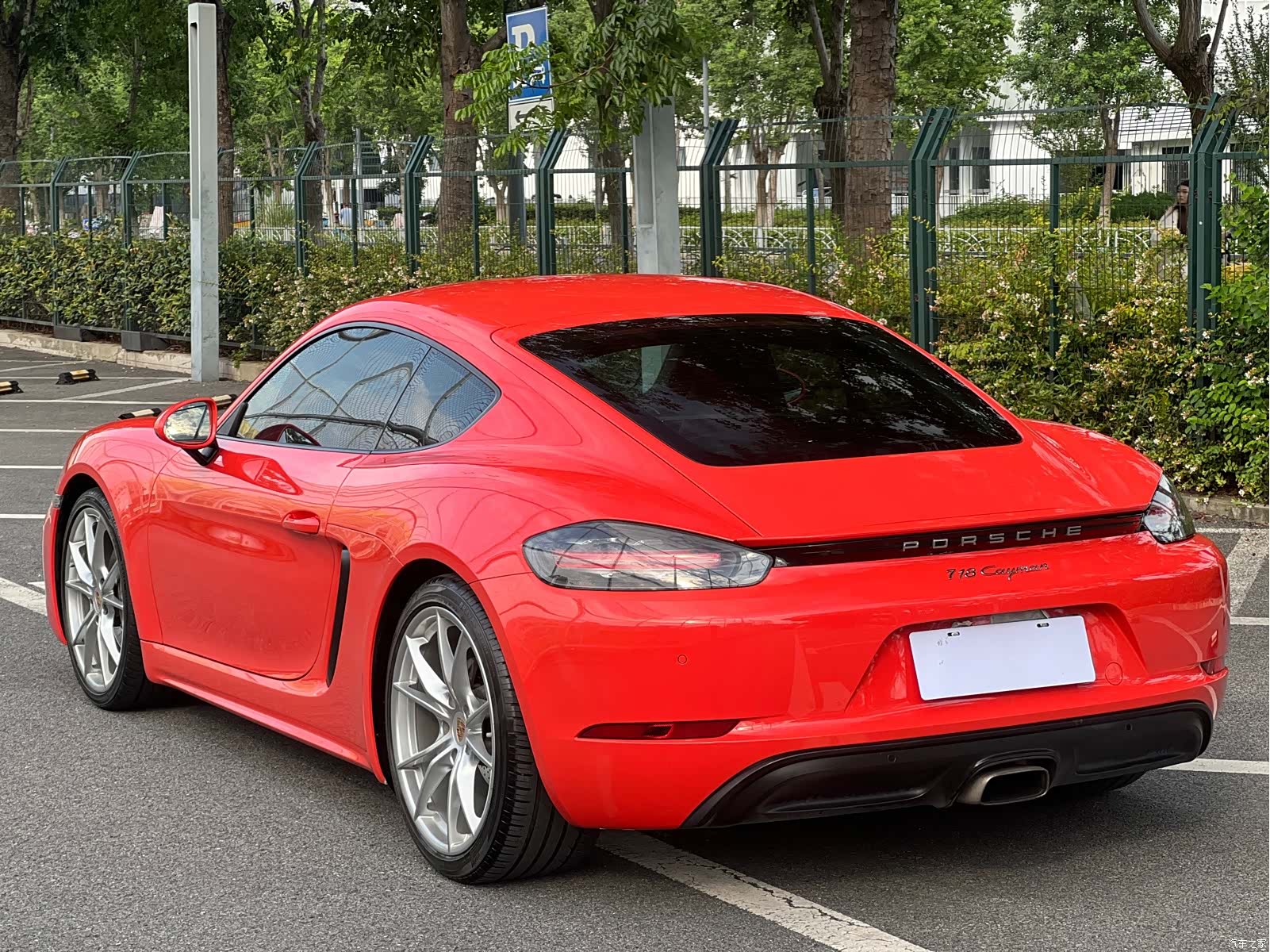 Porsche Cayman, 2017 4