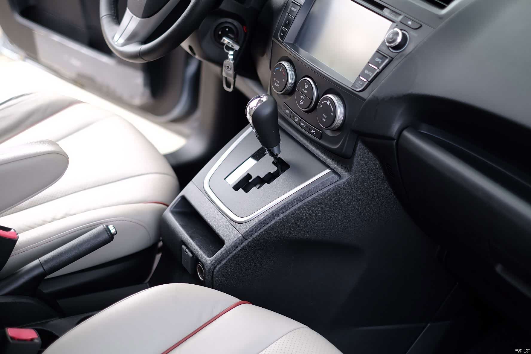 Mazda 5, 2012 36