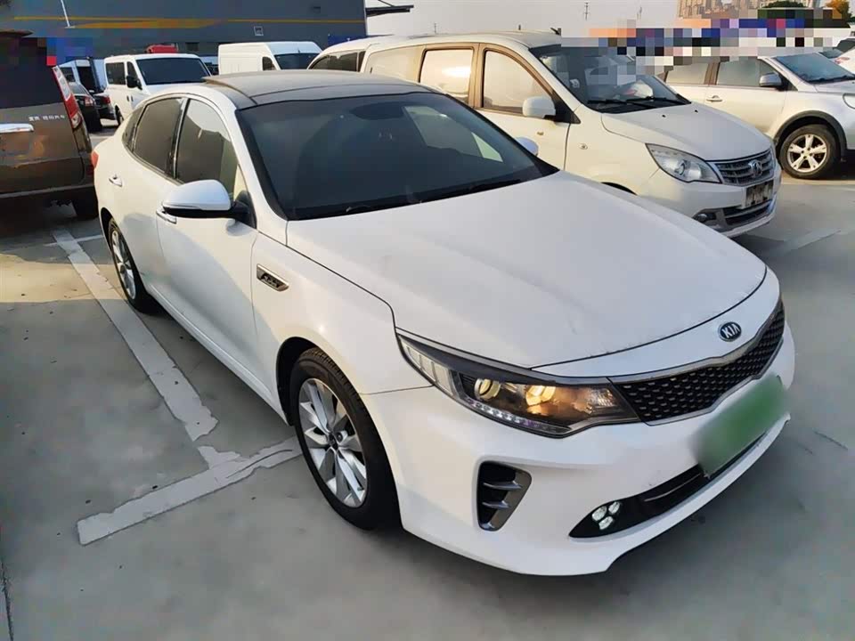 Kia K5