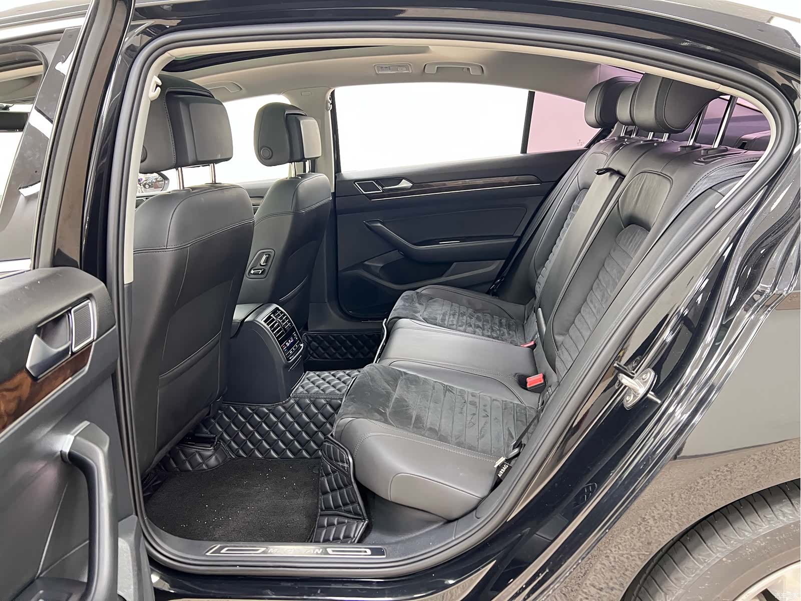 Volkswagen Magotan, 2018 17