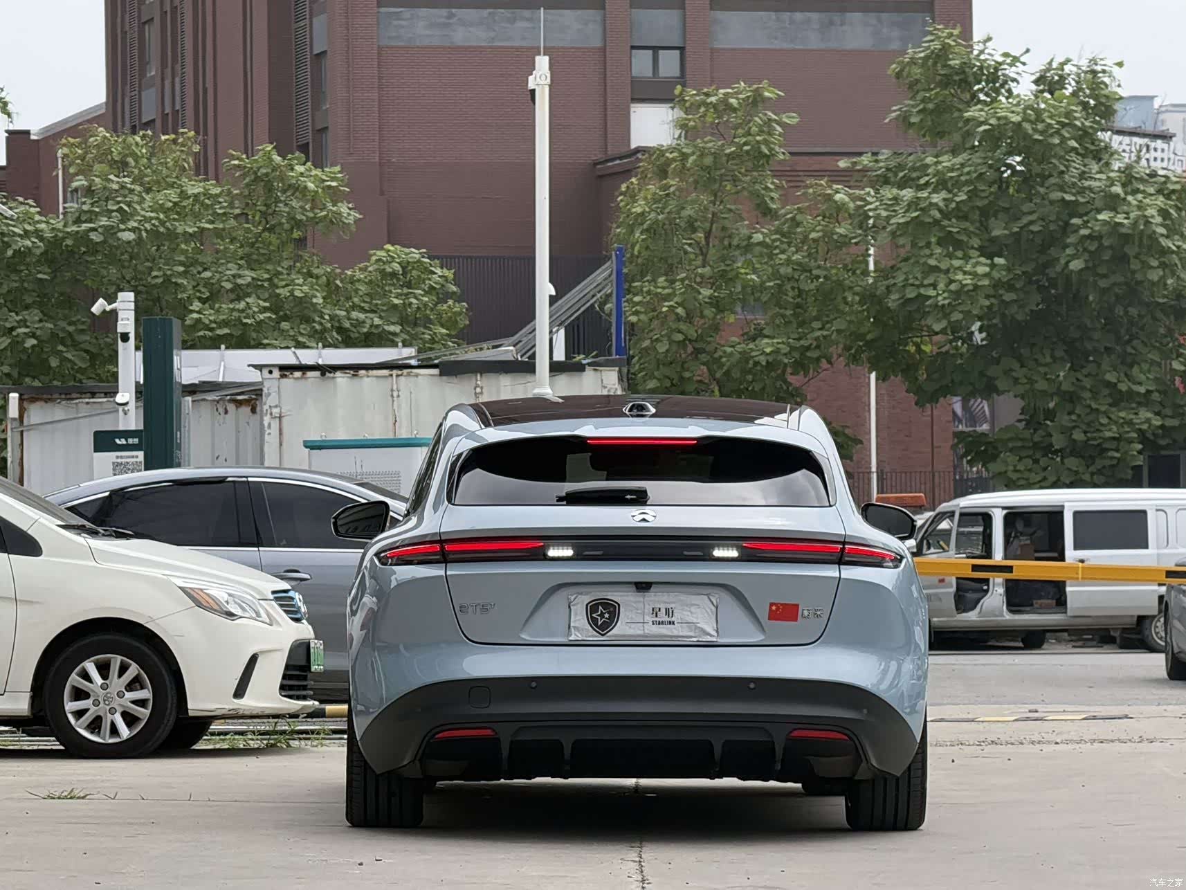 NIO ET5, 2024 все фото