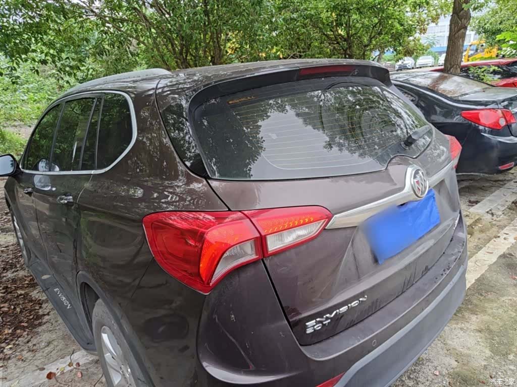 Buick Envision Plus, 2018 все фото