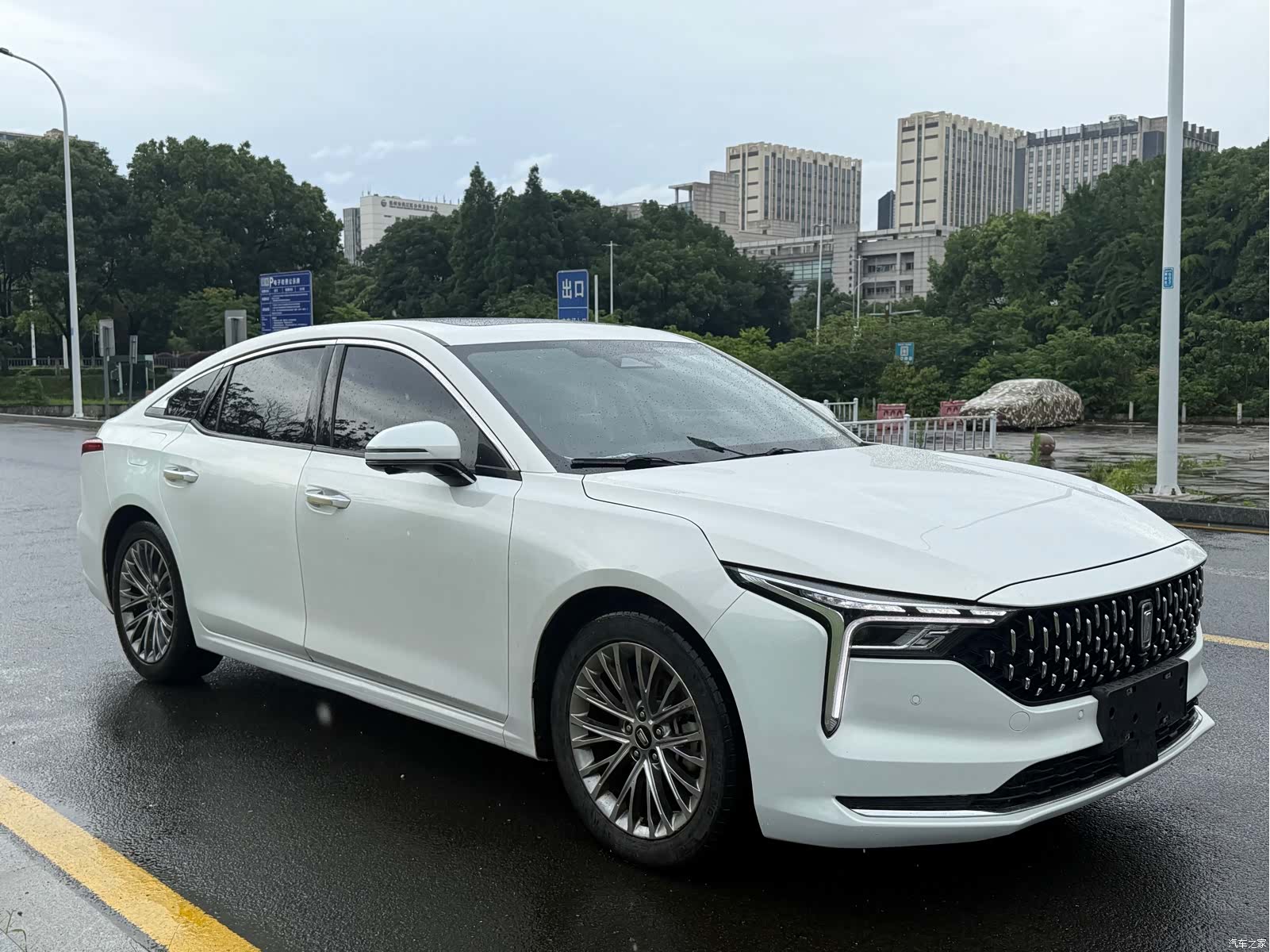 Bestune B70, 2022 3
