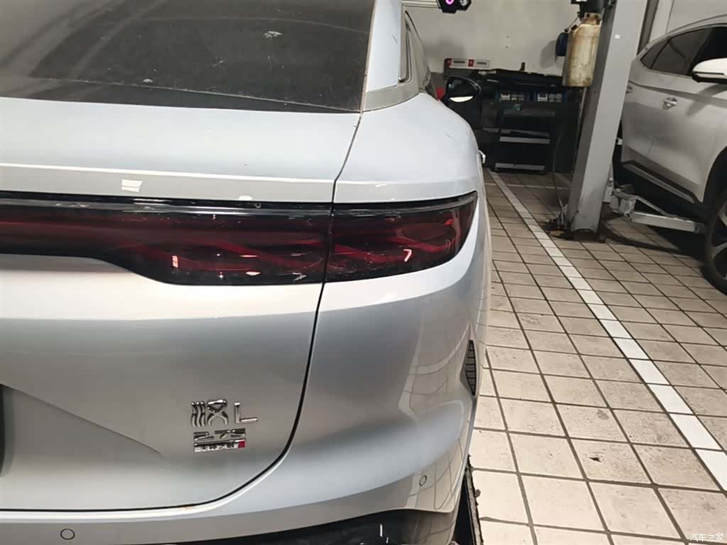 BYD Han, 2025 8