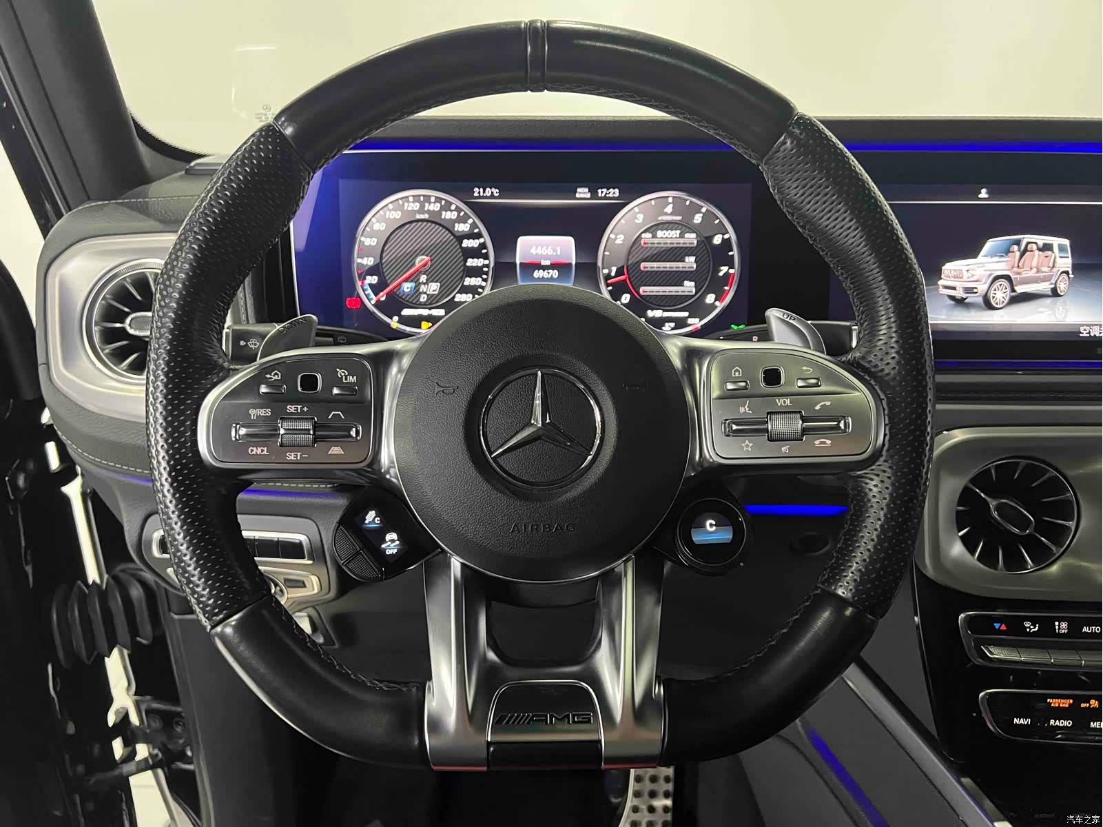 Mercedes-Benz G-Class, 2022 17