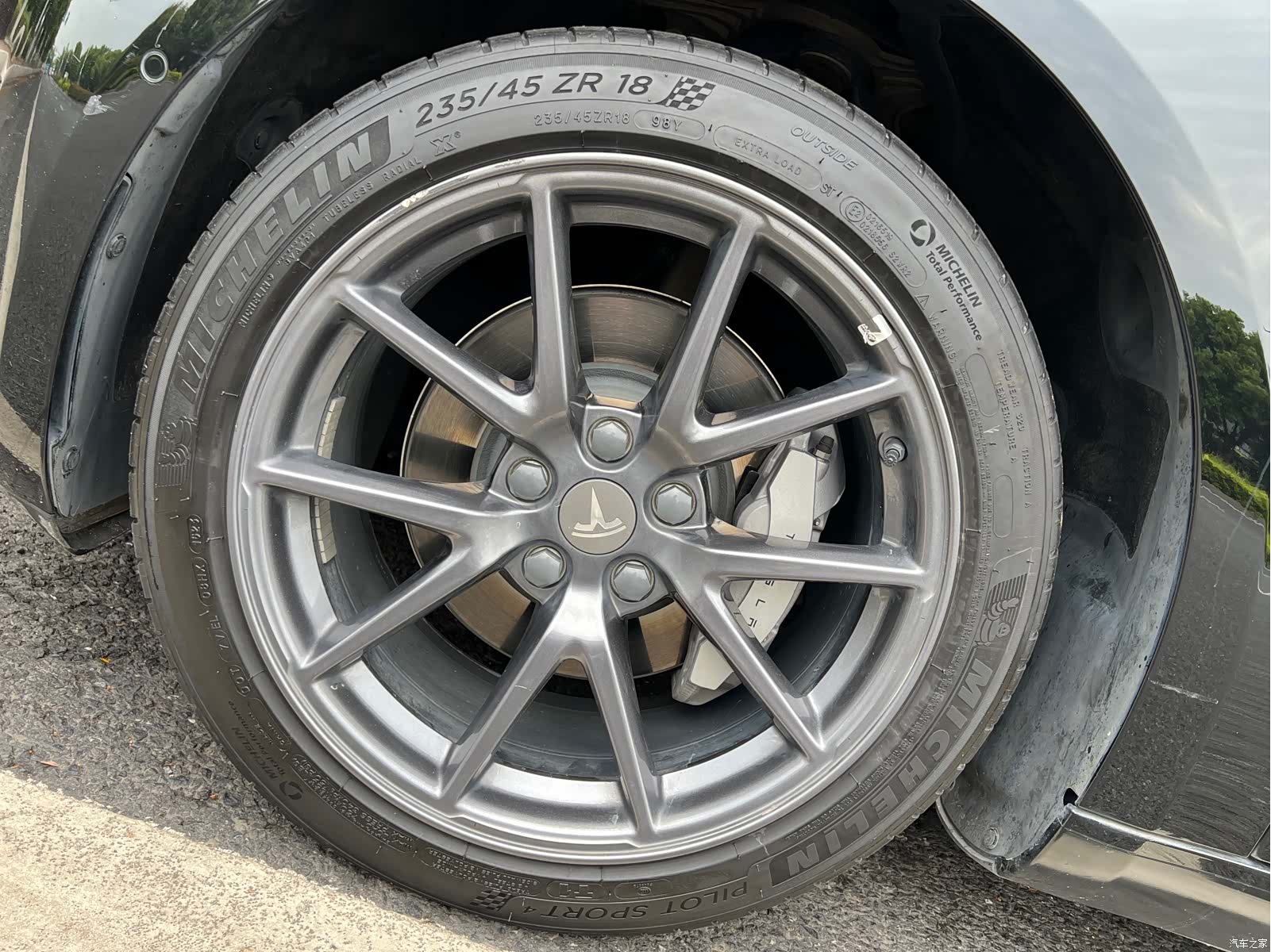 Tesla Model 3, 2023 18