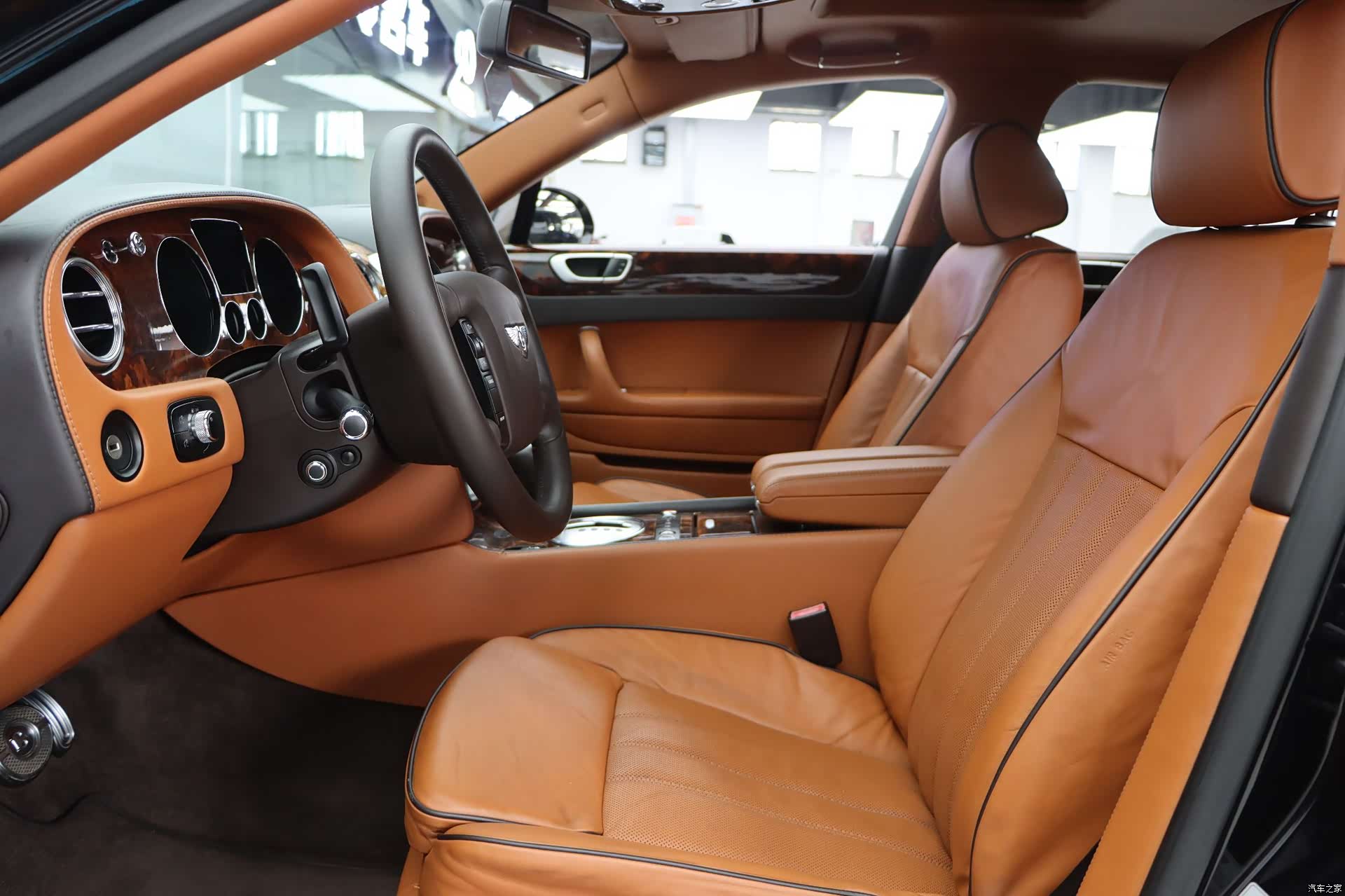 Bentley Flying Spur, 2014 17