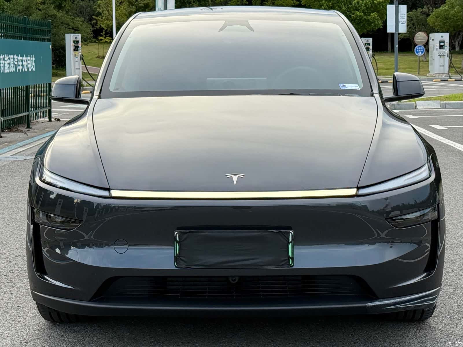 Tesla Model Y, 2025 3