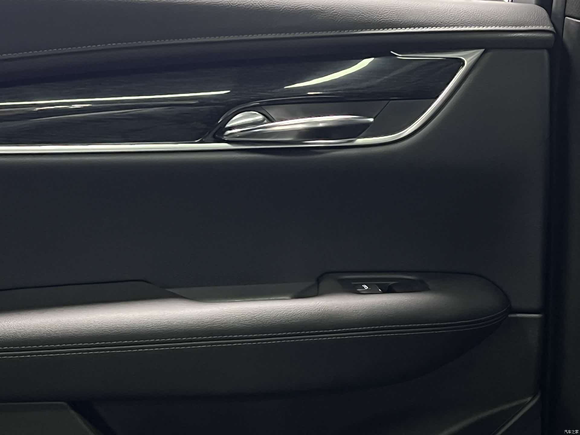 Cadillac XT5, 2022 43