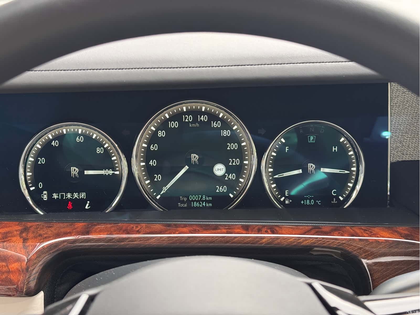 Rolls-Royce Phantom, 2018 9