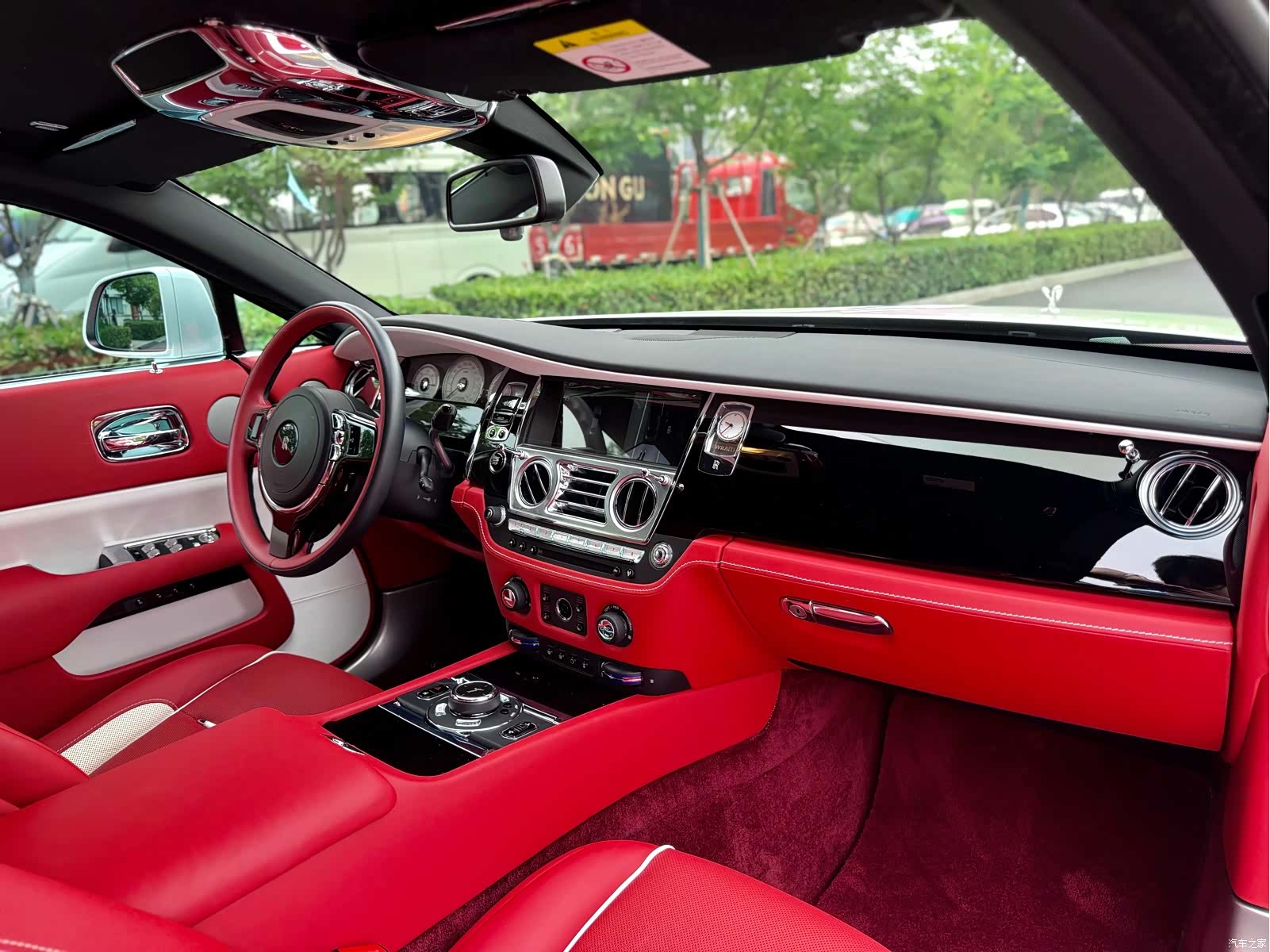 Rolls-Royce Wraith, 2021 6