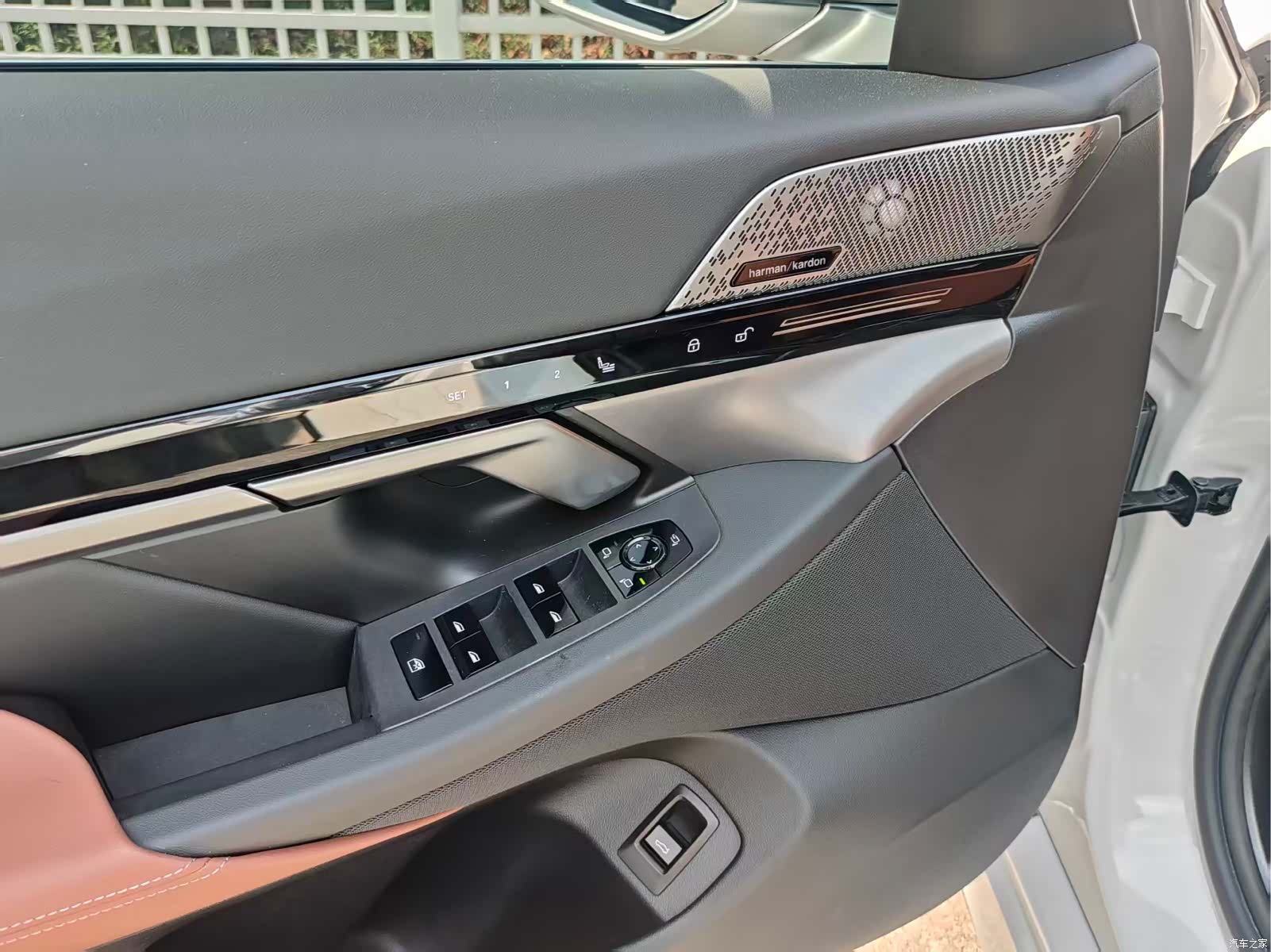 BMW 5 Series, 2025 16