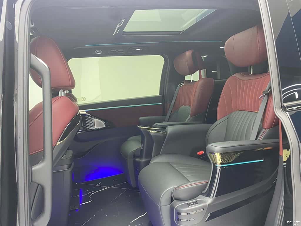 Trumpchi M8, 2025 20