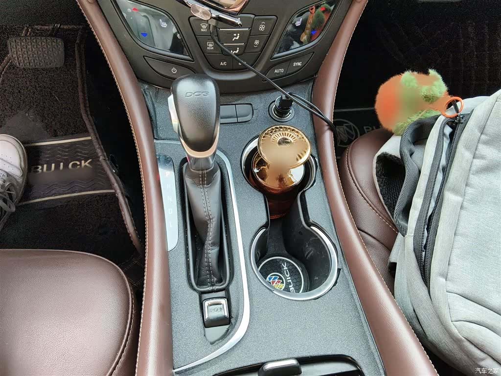 Buick Envision Plus, 2021 7