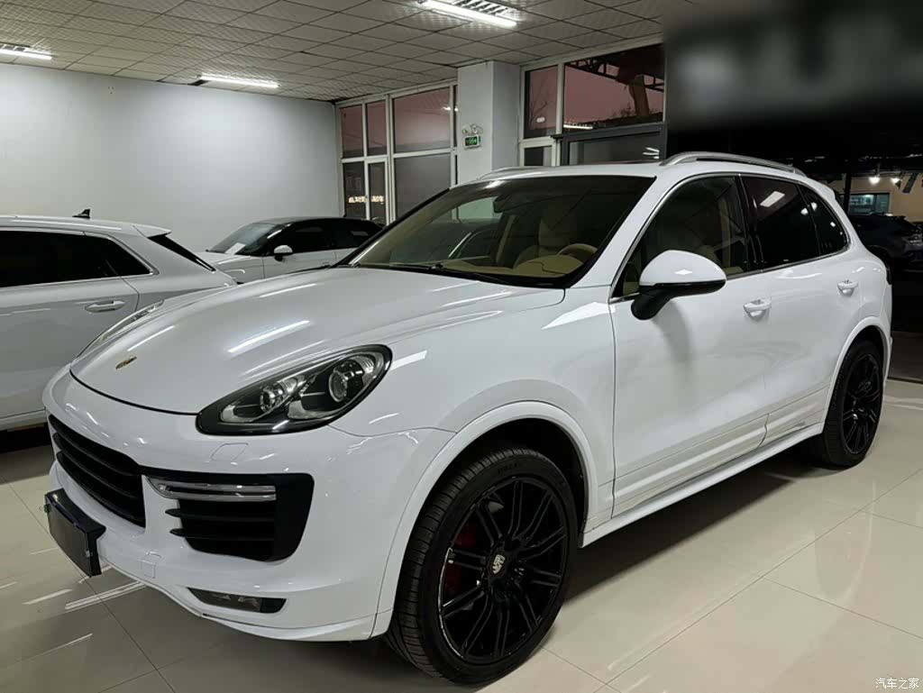 Porsche Cayenne, 2015 2