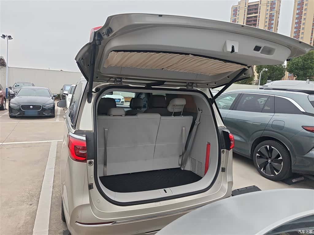 Buick GL8, 2022 15