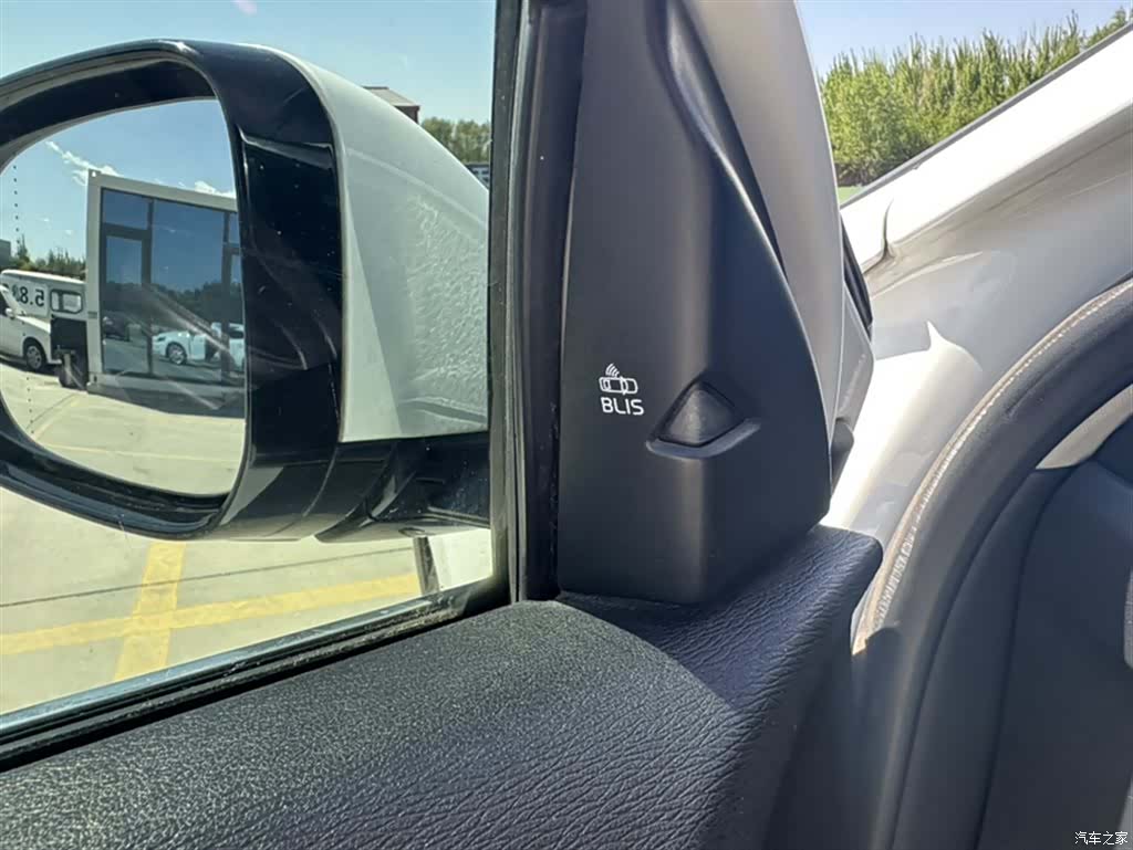 Volvo V40, 2014 20