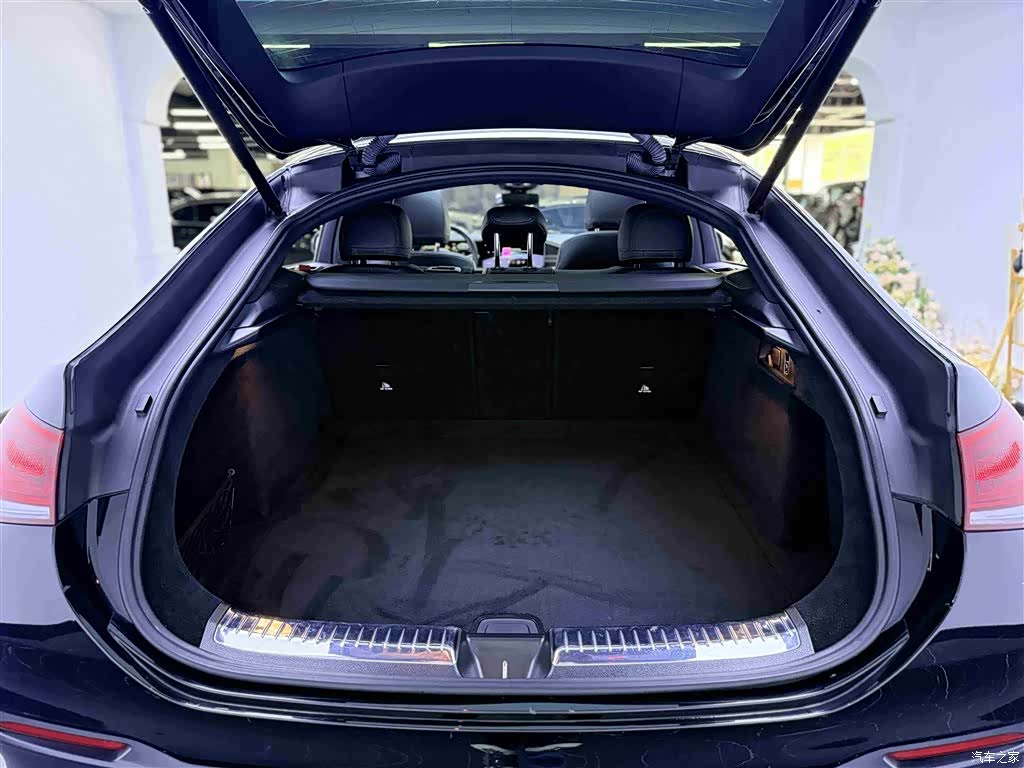 Mercedes-Benz GLE, 2021 21