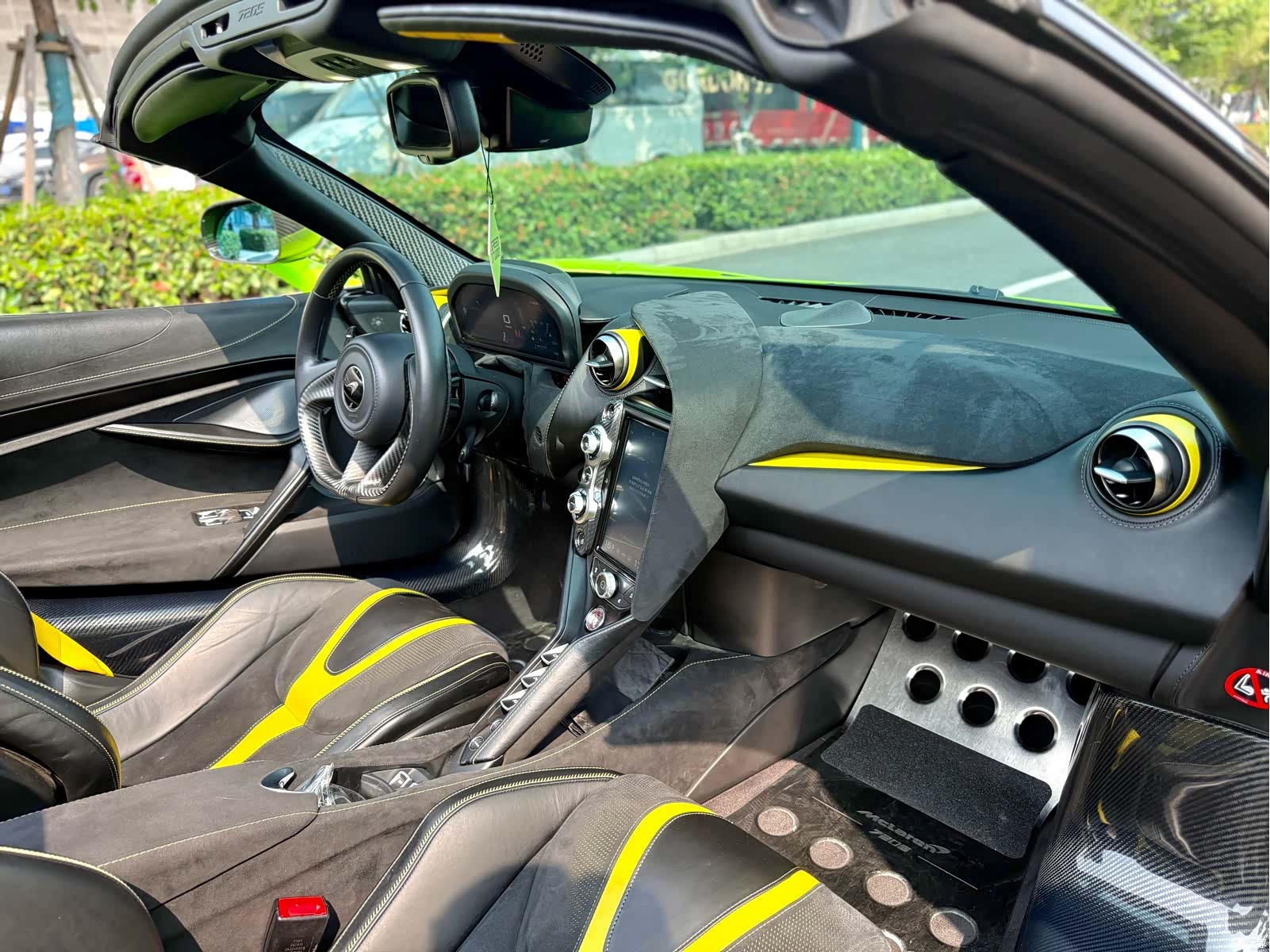 McLaren 720S, 2020 6