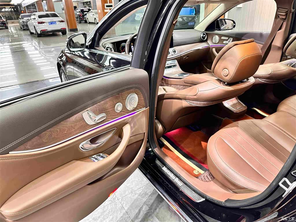 Mercedes-Benz E-Class, 2022 20