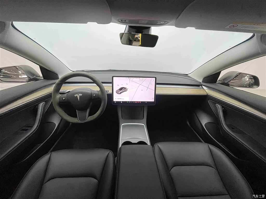 Tesla Model 3, 2021 7