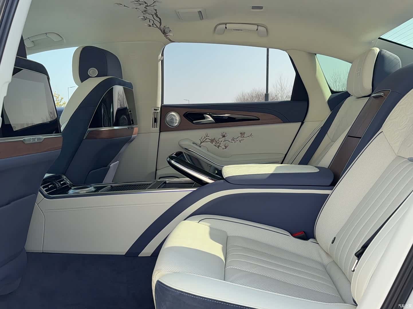 Hongqi H9, 2024 17