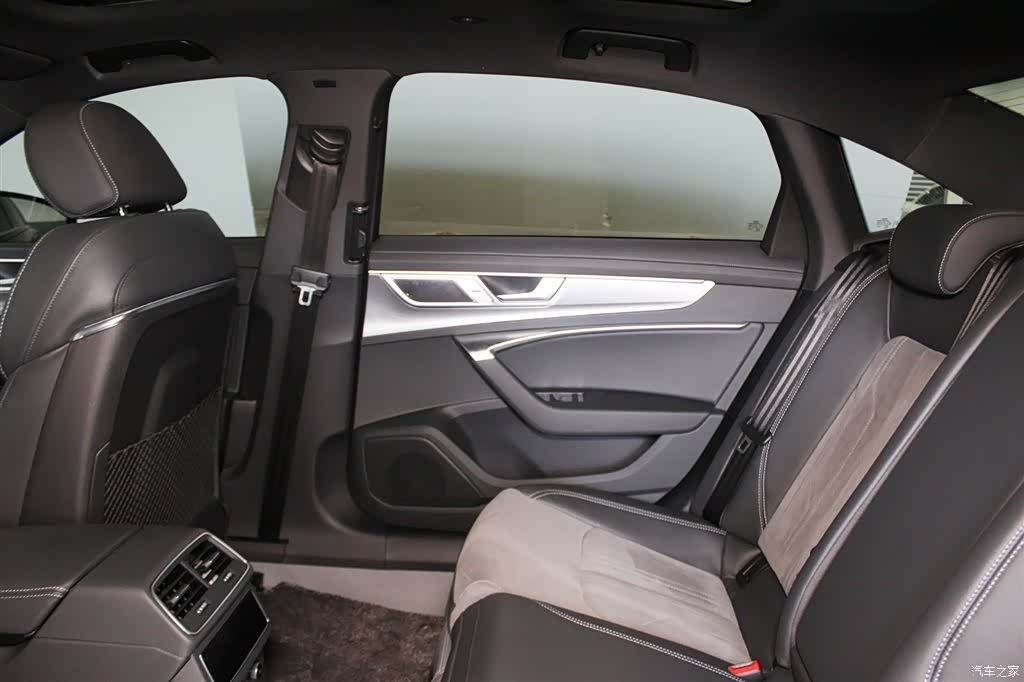 Audi A6L, 2024 8