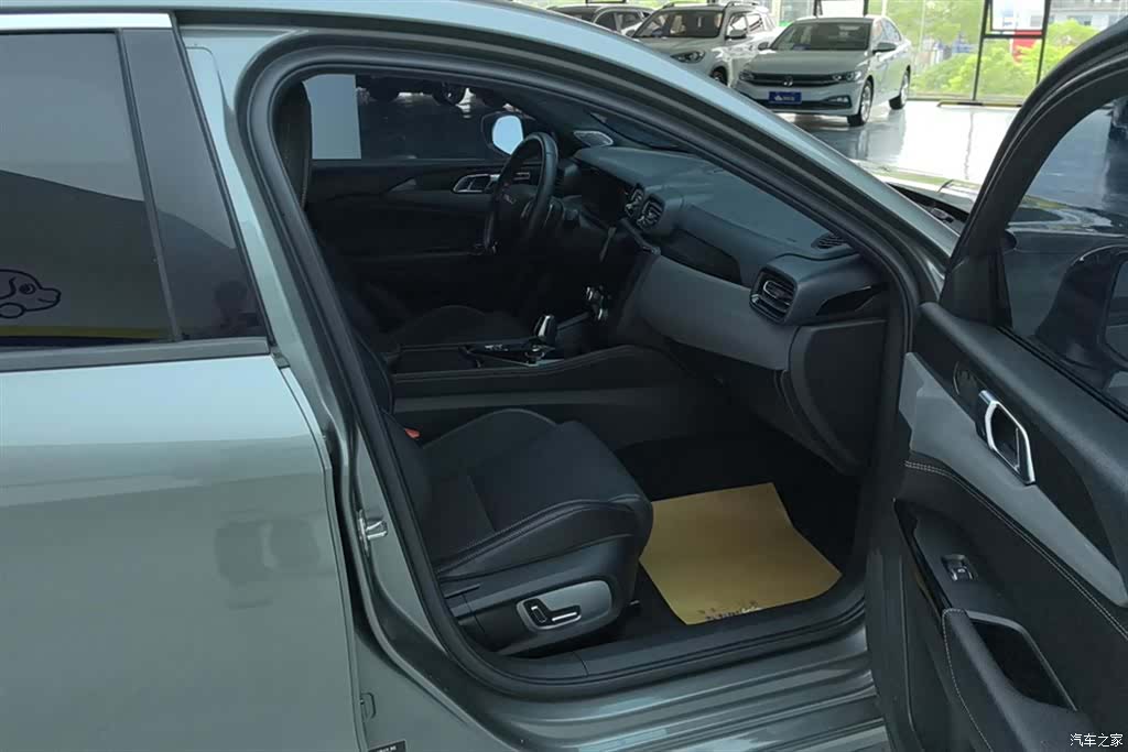 Lynk & Co 02, 2021 8