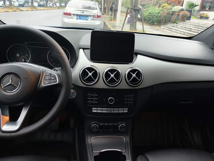 Mercedes-Benz Class B