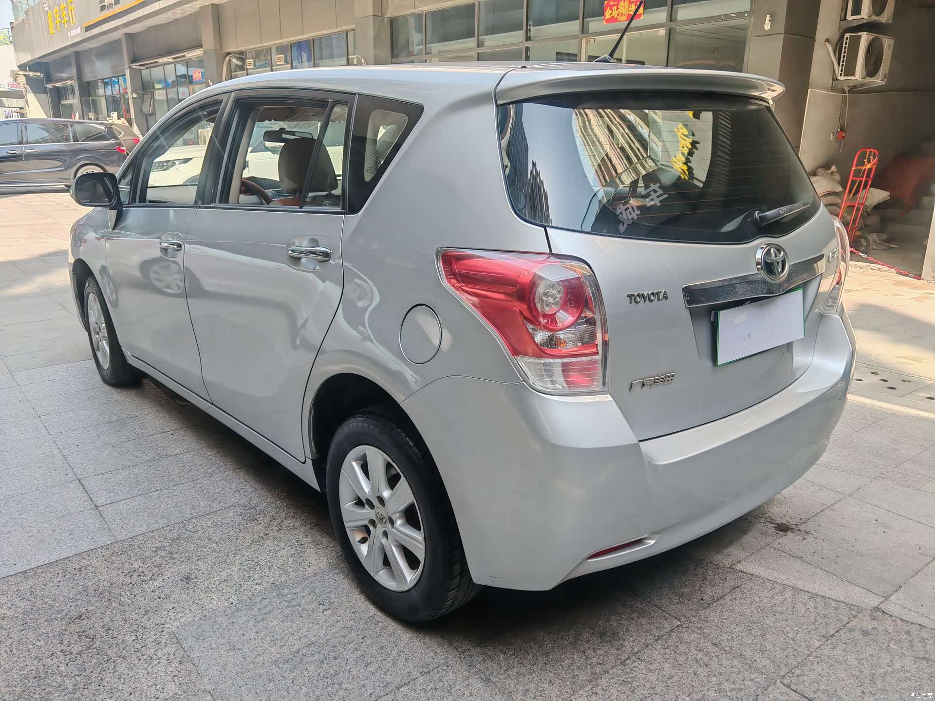 Toyota 160E, 2011 14