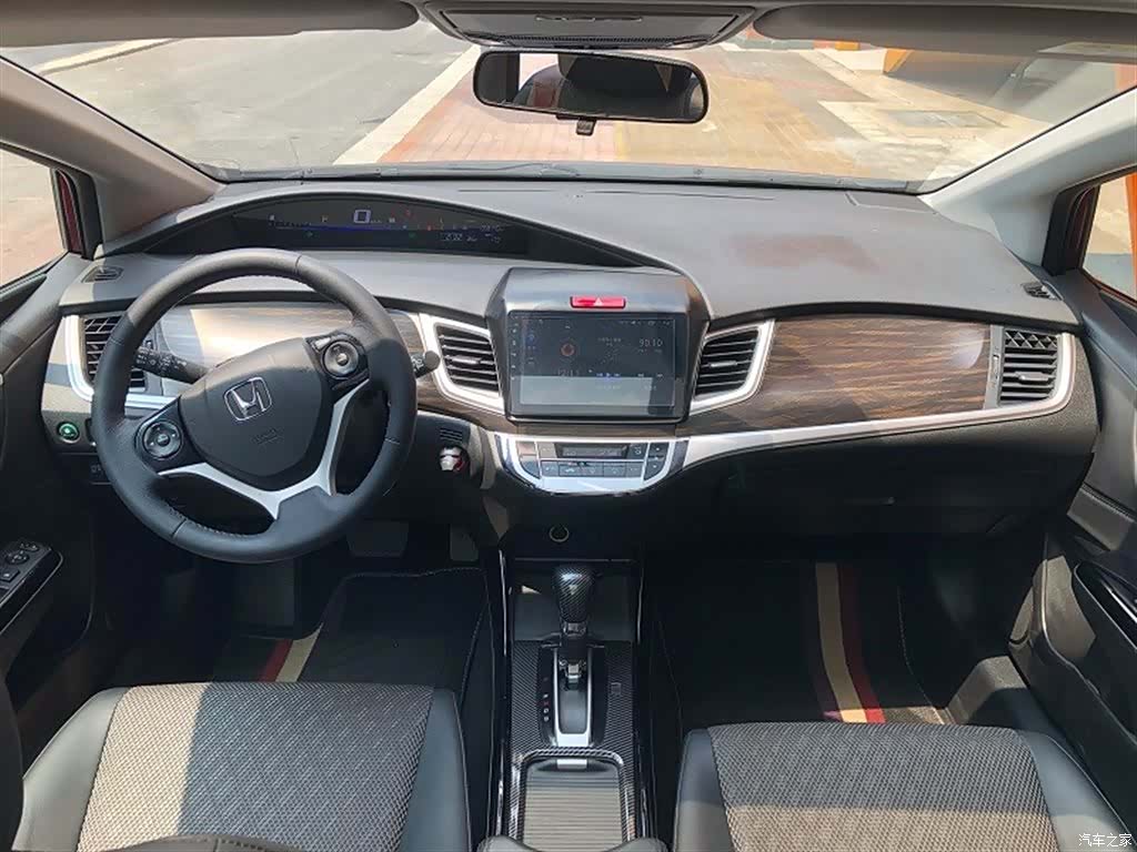 Honda Jade, 2017 6